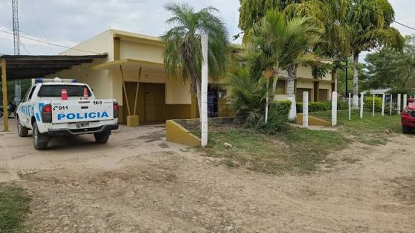Se entregaron los dos hombres buscados en Mojón de Fierro